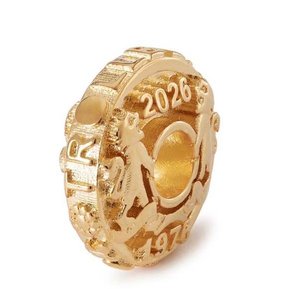 Trollbeads 2026 Club Bead - Picture 5 of 9